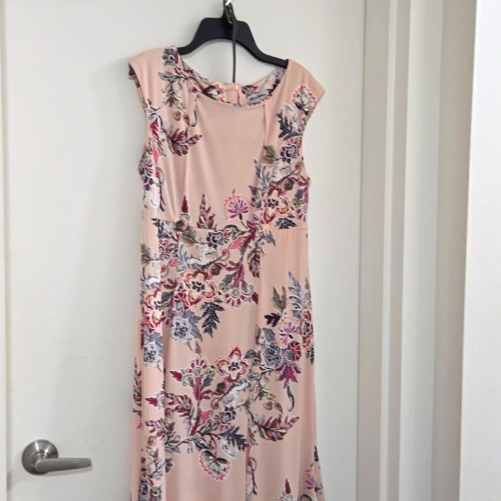 Dress M